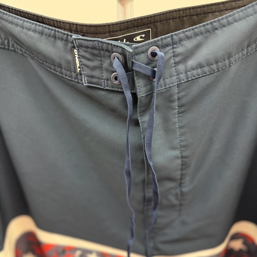 O’Neill Hyperfreak Board Shorts Men 44 Navy Patriotic USA Flag Stretch Surf Swim - Picture 3 of 13